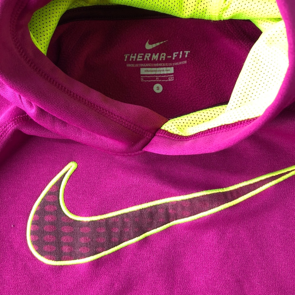 Nike - Picture 2 of 2